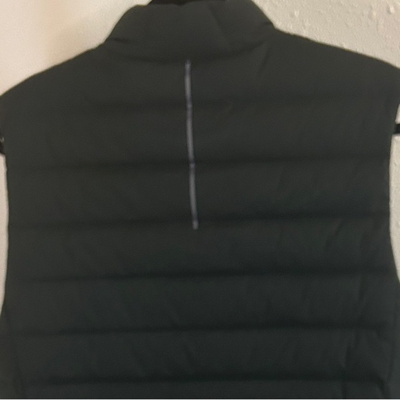 lululemon athletica Dark Green Puffer Vest - Picture 5 of 5